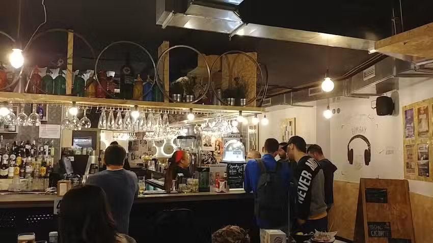 Bar Bombay STK