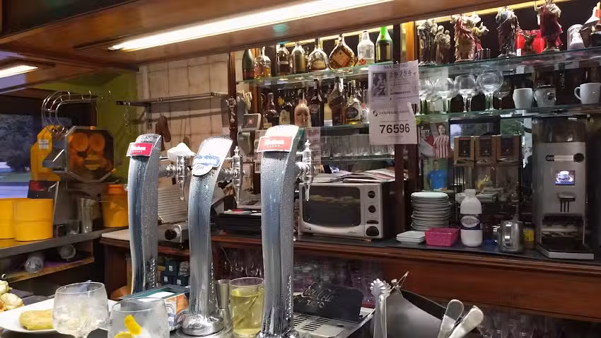 Bar Botero