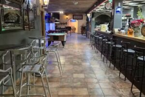 Bar braseria Motorrons