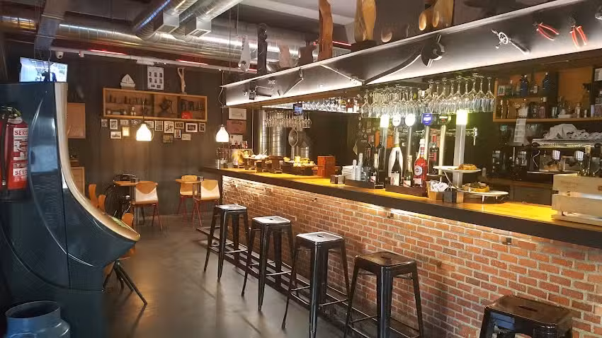 Bar Burdinola