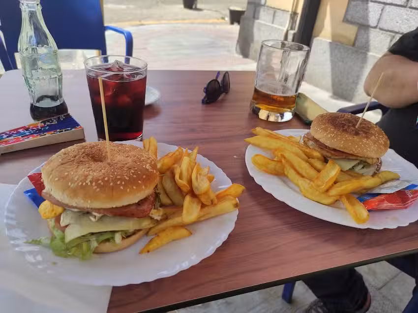 Bar C&aacute;ceres