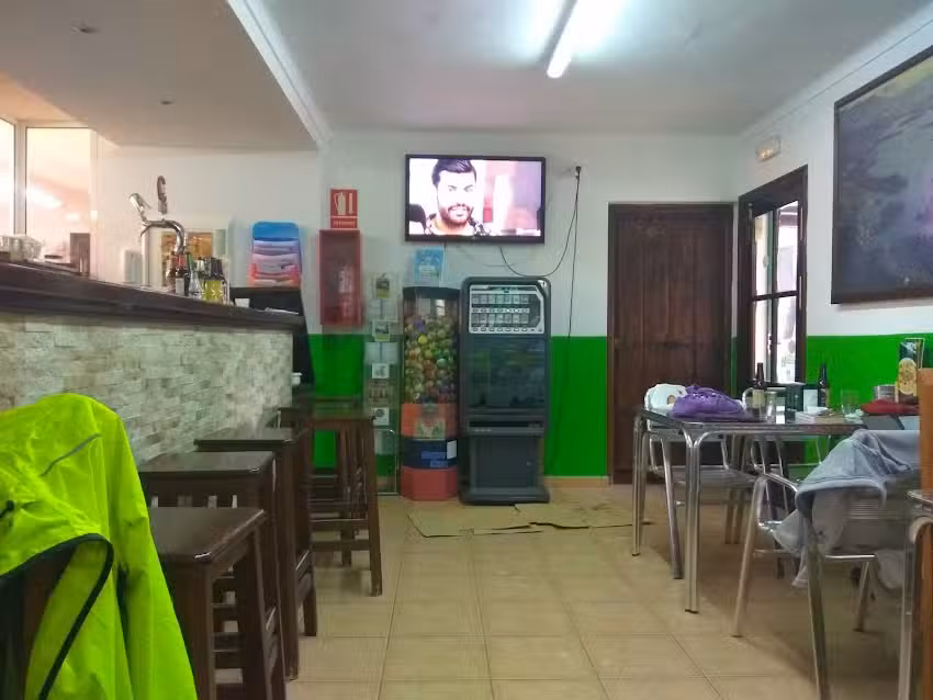 Bar Caf&eacute;