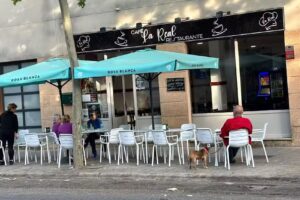 BAR Caf&eacute; la Real