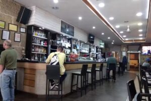 Bar Caf&eacute; Londres