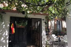 Bar Caf&eacute; Vinos