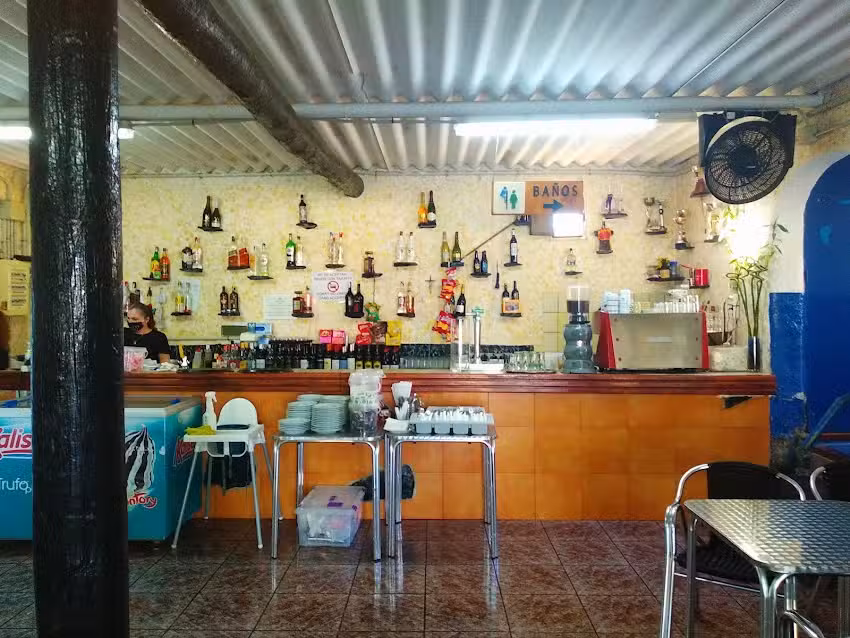 Bar Cafeter&iacute;a Arida&ntilde;i | Aut&eacute;ntica Comida Canaria