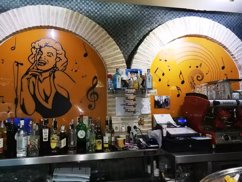 Bar Cafeteria Aurora