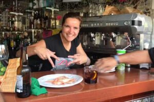 Bar Cafeter&iacute;a Avi&oacute;n