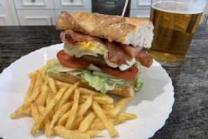 Bar Cafeter&iacute;a Barkazio