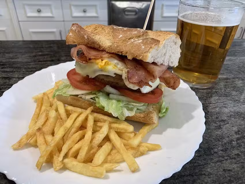 Bar Cafeter&iacute;a Barkazio