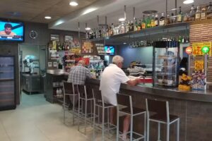 Bar Cafeteria Ca la Manoli