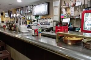 Bar Cafeter&iacute;a Calavi