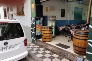 Bar Cafeter&iacute;a Capiton