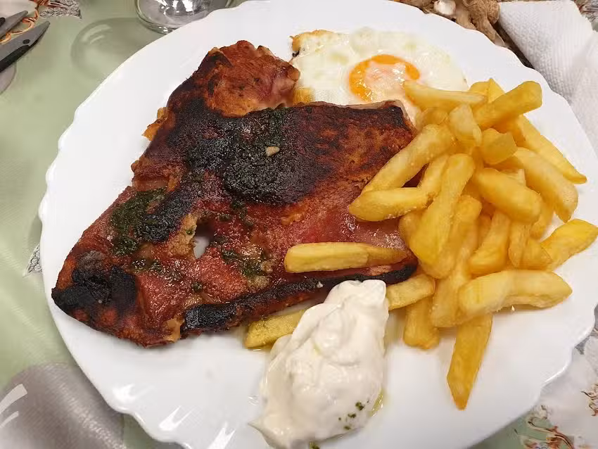 Bar Cafeter&iacute;a Casa Blanca