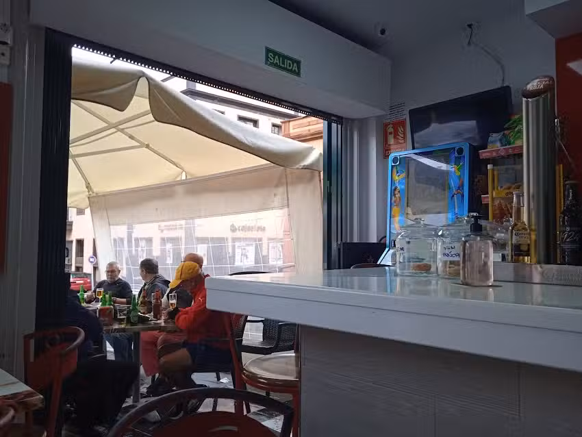 Bar cafeter&iacute;a churreria Casa Mel