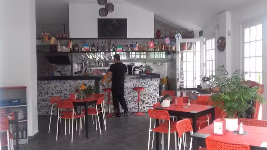 Bar Cafeteria Cuki