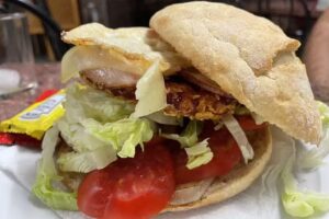 Bar Cafeter&iacute;a de Los Olmos