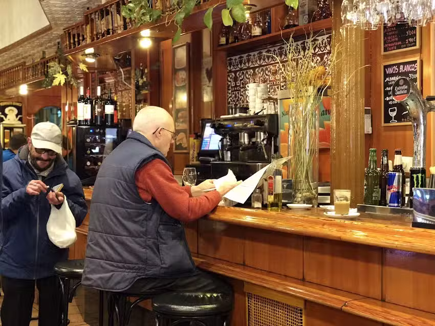 Bar Cafeter&iacute;a Diego