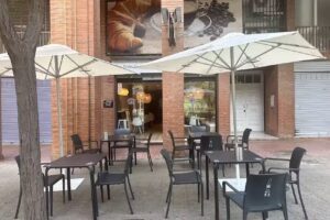 BAR CAFETER&Iacute;A EJI PAN Y MUCHO M&Aacute;S