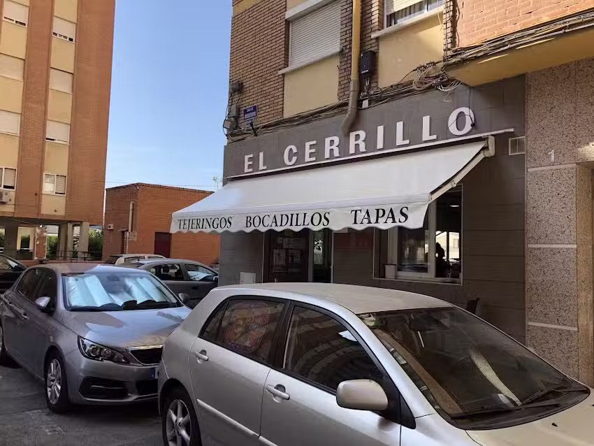 Bar Cafeter&iacute;a El Cerrillo