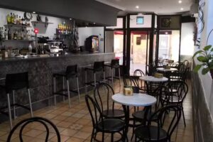 Bar Cafeter&iacute;a Eleven