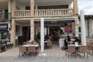 Bar Cafeteria Es Dolç