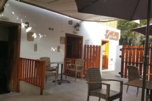 Bar Cafeter&iacute;a Gale&oacute;n