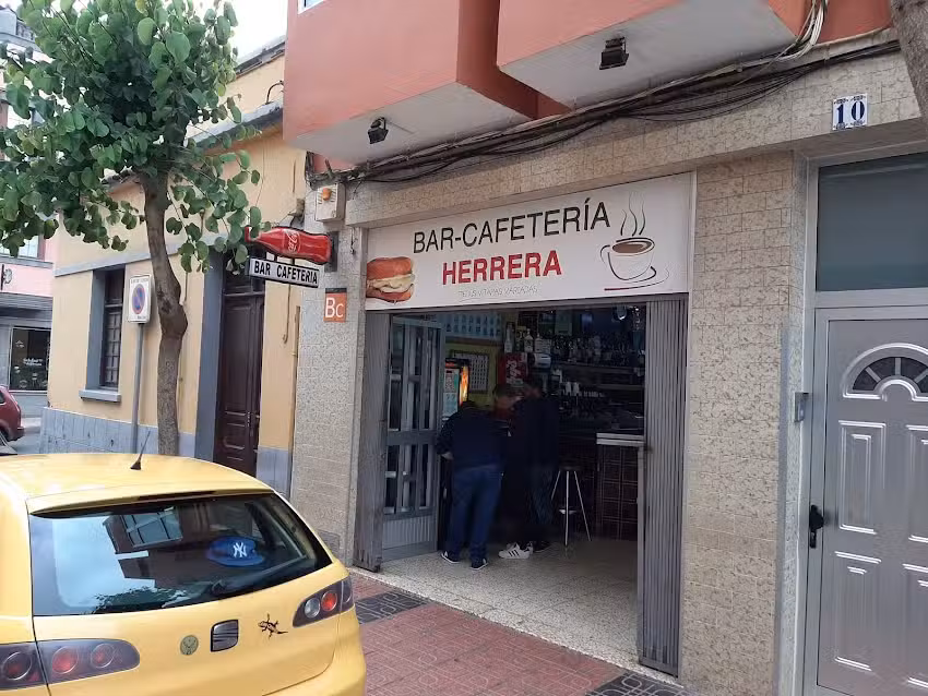 Bar-Cafeter&iacute;a Herrera