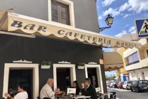 Bar Cafeteria Karile 2