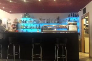 BAR CAFETERIA L&rsquo;ILLA DEL DESCANS