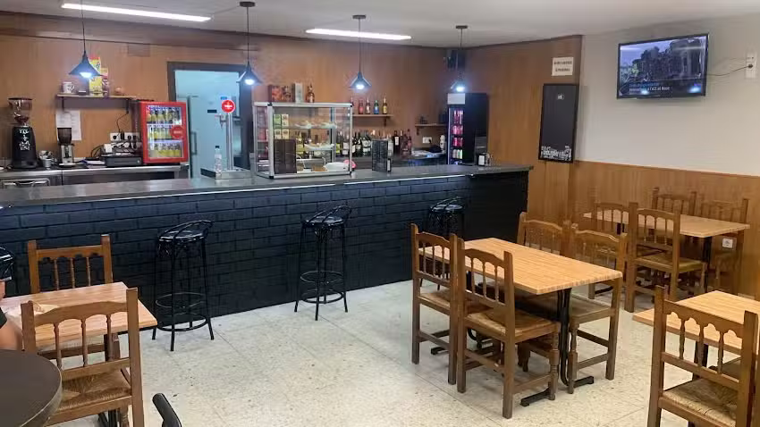 Bar Cafeteria La Cochera