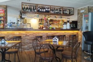 Bar Cafeteria La Esquinita