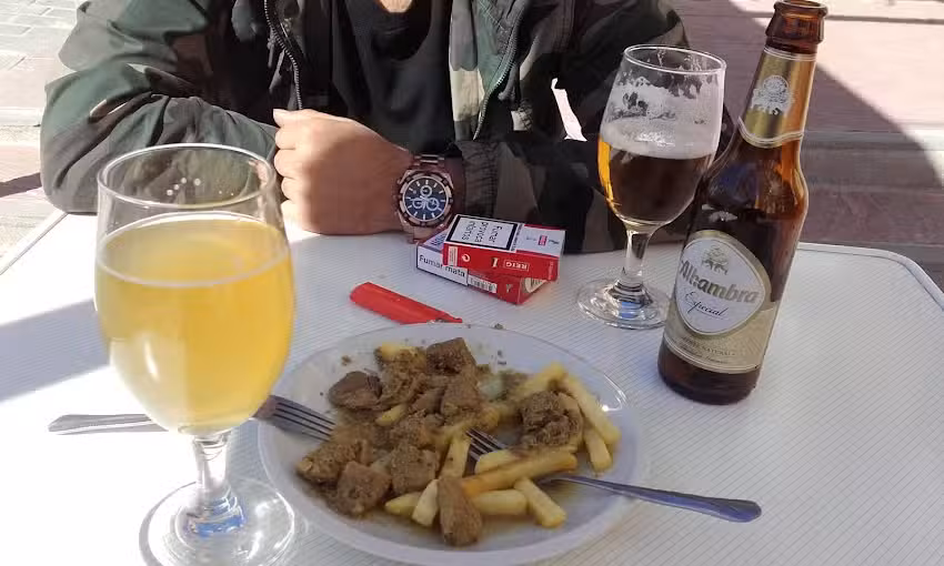 Bar Cafeter&iacute;a La Golondrina