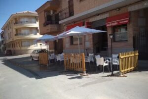 BAR CAFETERIA LA JARA