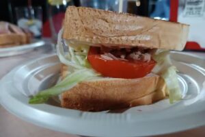 Bar Cafeteria La Piscina El Salao