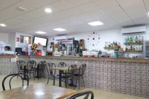 Bar Cafetería Las Brisas 33