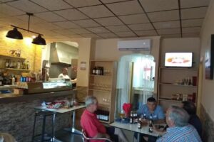 Bar Cafeter&iacute;a Las Fuentes