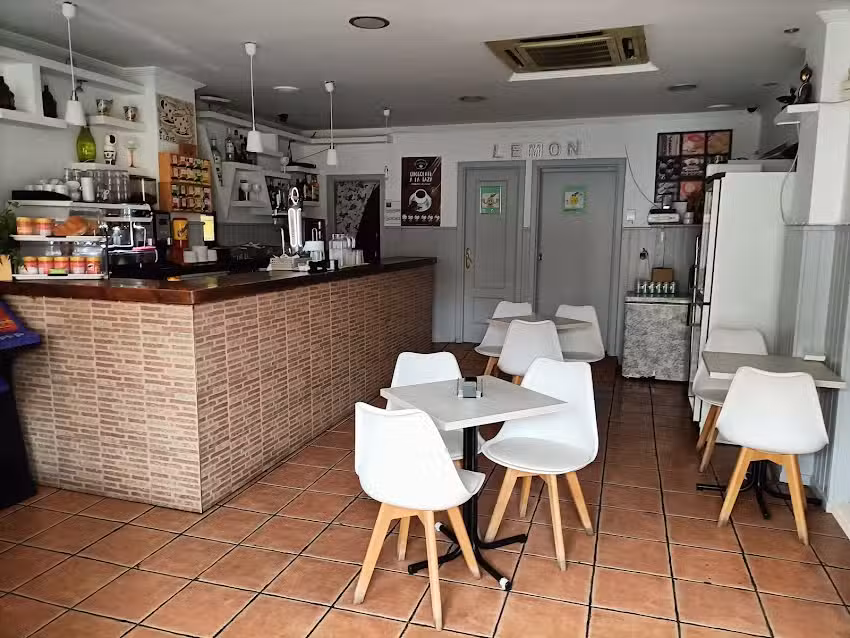 Bar Cafeter&iacute;a Lemon&rsquo;s