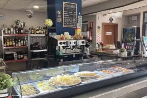 Bar cafeter&iacute;a los amigos