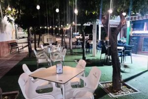 Bar Cafeter&iacute;a LOS CUBANOS