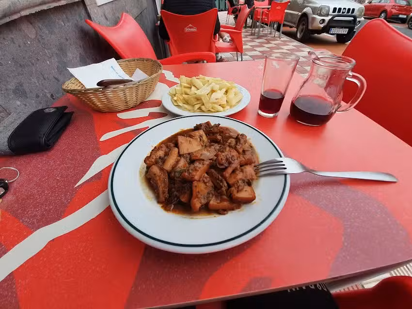 Bar cafeter&iacute;a mencey de abona