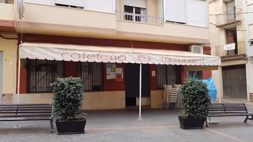 Bar Cafeter&iacute;a Monterrey