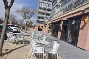 Bar Cafeter&iacute;a Mudan