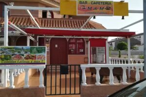 Bar Cafeter&iacute;a MYM