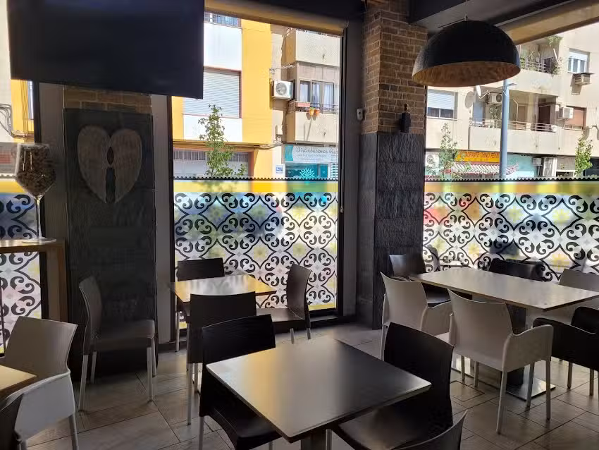 Bar Cafeter&iacute;a &Ntilde;