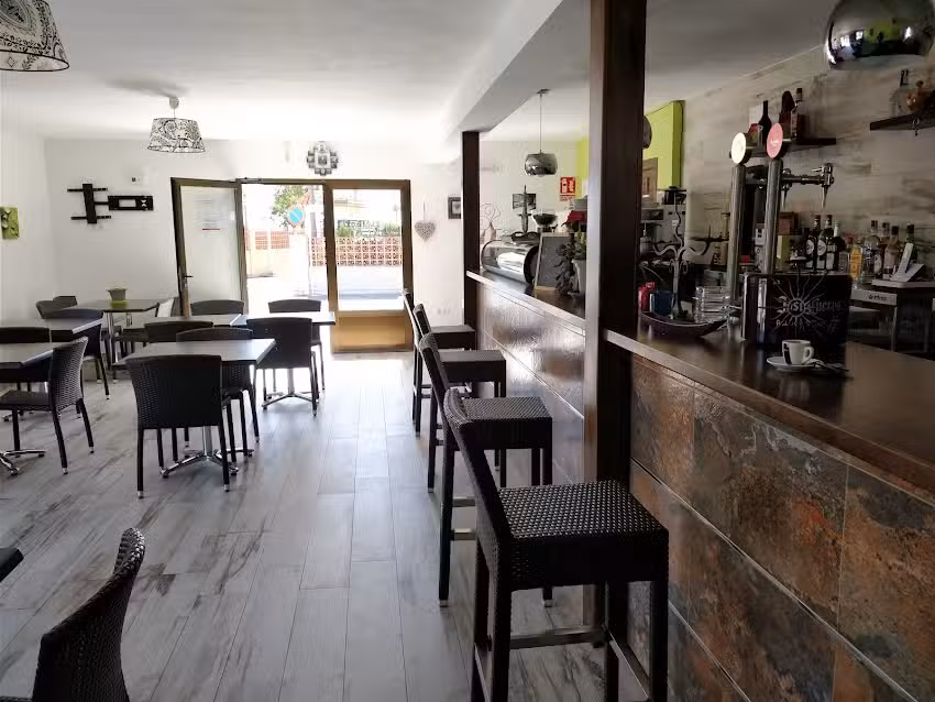 Bar Cafeteria Nou Rochil