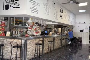 Bar Cafeter&iacute;a Ober&aacute;