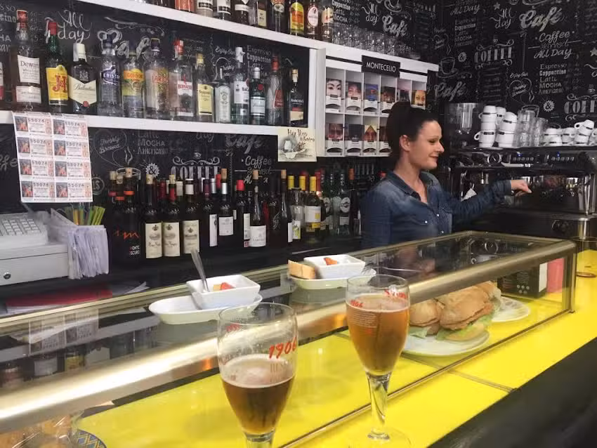 Bar Cafeter&iacute;a Onde Sea