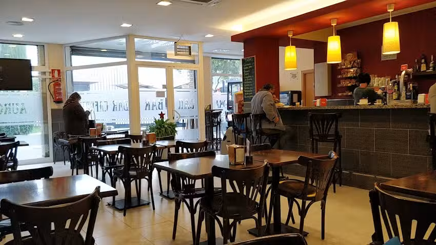 Bar Cafeter&iacute;a Restaurante Aurora