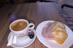 Bar Cafeter&iacute;a Salsa y Sabor